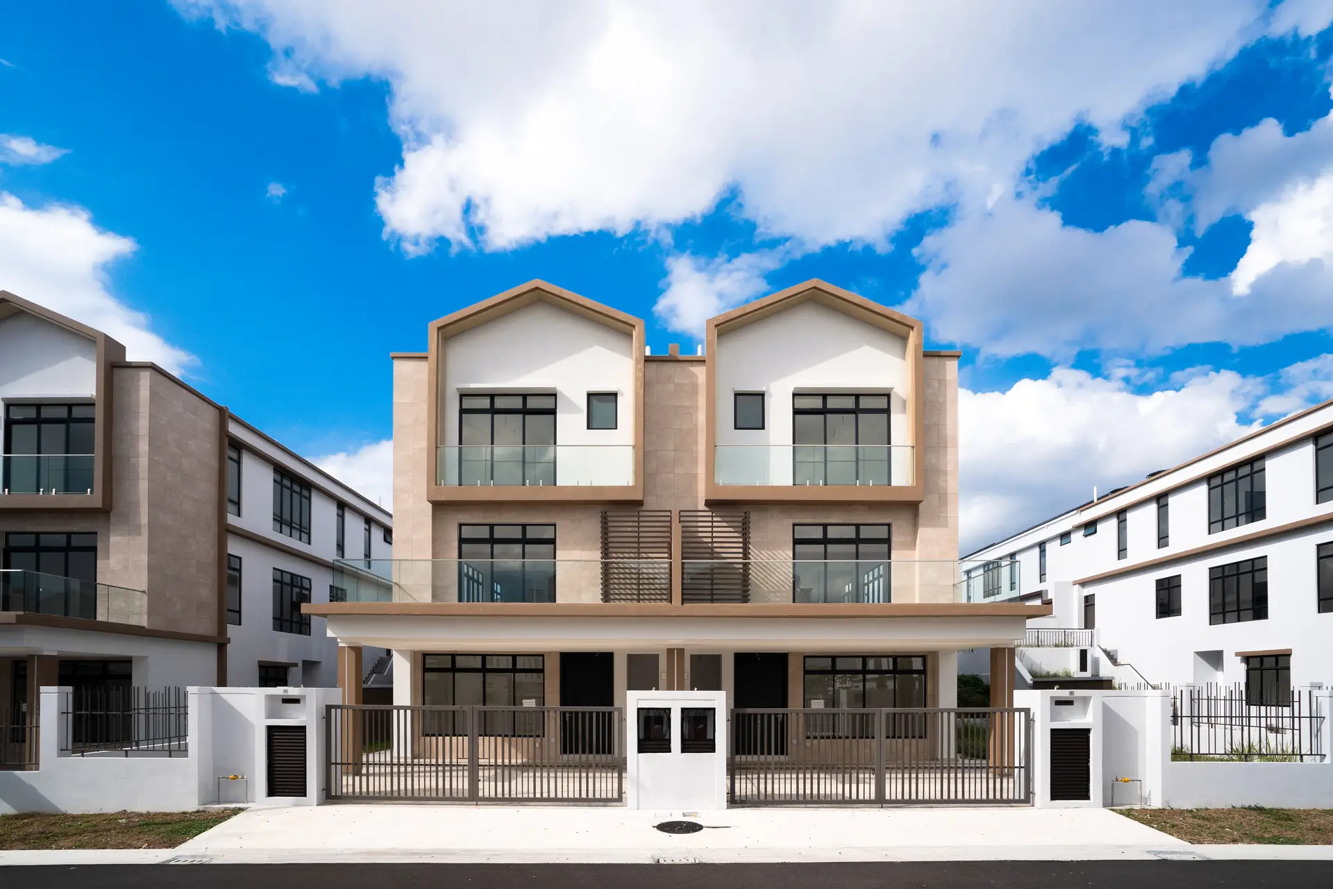 Precinct C 3-storey cluster house